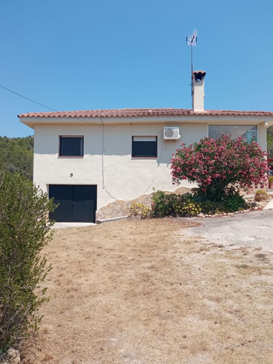 3 chambre Finca/Maison de Campagne à vendre à Tortosa avec garage - 299 500 € (Ref: 8886891)
