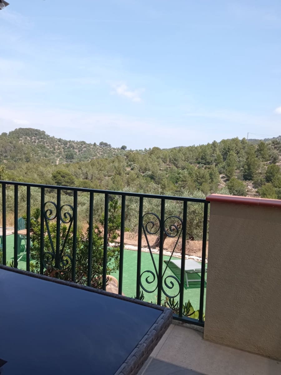 3 soveværelse Finca/Landehus til salg i Tortosa med garage - € 299.500 (Ref: 8886891)