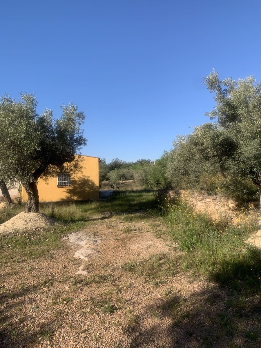 2 bedroom Finca/Country House for sale in Camarles with garage - € 145,000 (Ref: 8915824)
