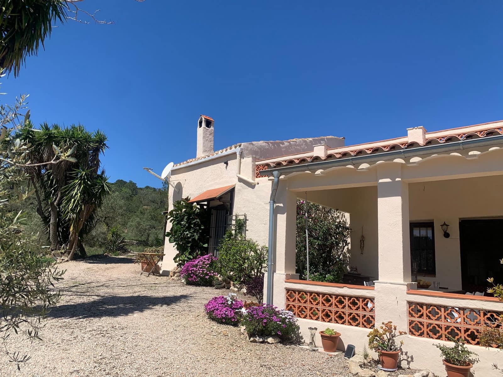 2 soveværelse Finca/Landehus til salg i El Perello med swimmingpool garage - € 295.000 (Ref: 8977604)