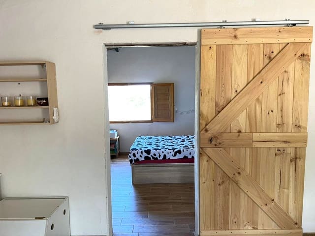 1 bedroom Finca/Country House for sale in Corbera d'Ebre with garage - € 92,500 (Ref: 9037462)