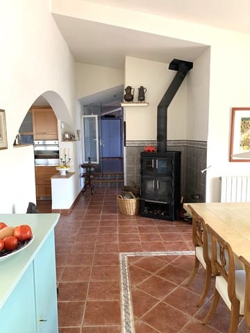 3 makuuhuone Maalaistalo myytävänä paikassa Tortosa mukana uima-altaan - 530 000 € (Ref: 9146110)