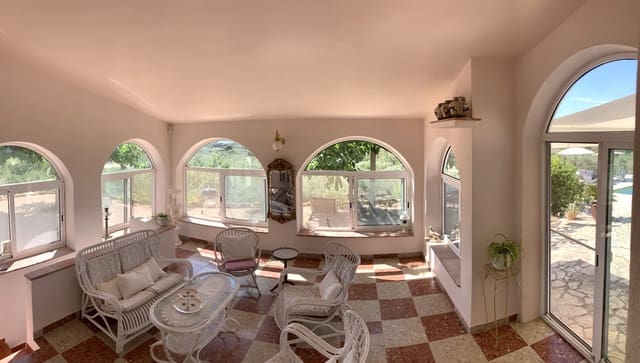 3 makuuhuone Maalaistalo myytävänä paikassa Tortosa mukana uima-altaan - 530 000 € (Ref: 9146110)