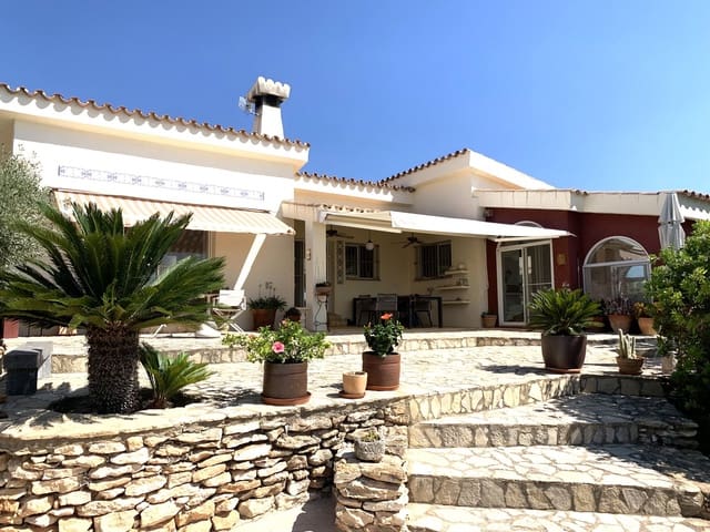3 quarto Quinta/Casa Rural para venda em Tortosa com piscina - 530 000 € (Ref: 9146110)