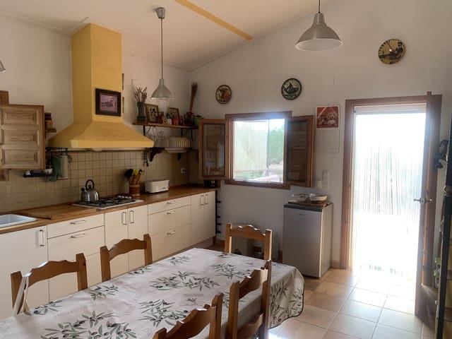 3 bedroom Finca/Country House for sale in Camp-redo, Tortosa with pool garage - € 364,000 (Ref: 9207505)