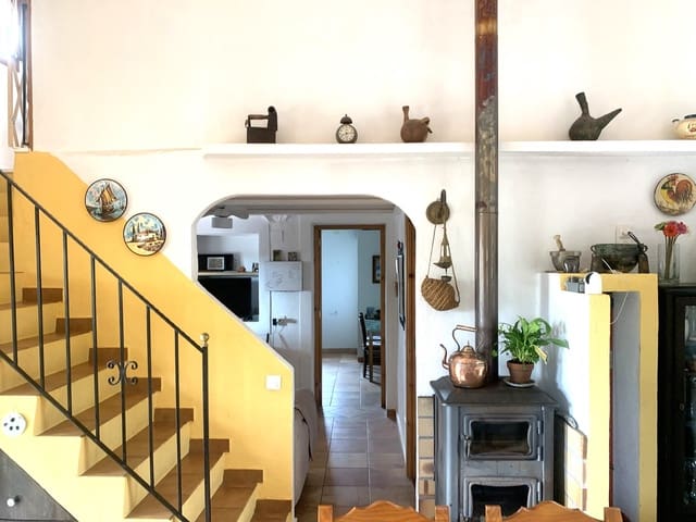 3 bedroom Finca/Country House for sale in Camp-redo, Tortosa with pool garage - € 364,000 (Ref: 9207505)