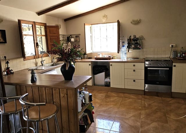 2 sypialnia Finka/Dom wiejski na sprzedaż w Tivissa z garażem - 155 000 € (Ref: 9227891)