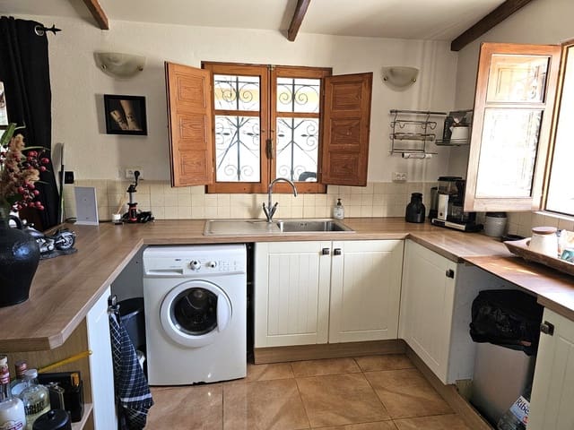 2 sypialnia Finka/Dom wiejski na sprzedaż w Tivissa z garażem - 155 000 € (Ref: 9227891)