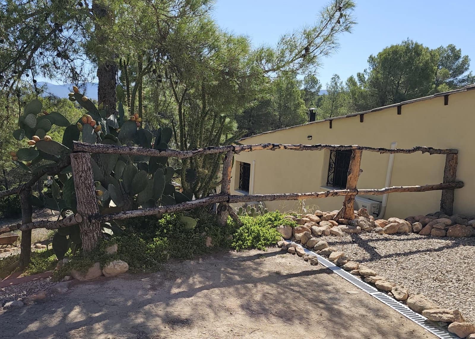 2 sypialnia Finka/Dom wiejski na sprzedaż w Tivissa z garażem - 155 000 € (Ref: 9227891)