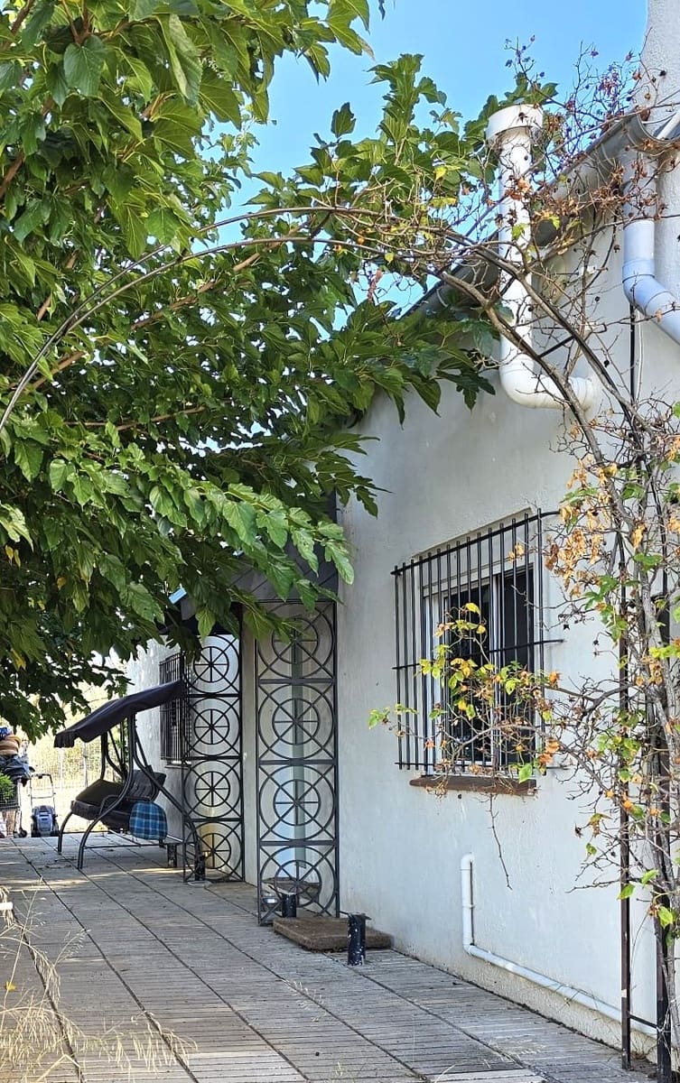 3 soveværelse Finca/Landehus til salg i Mora d'Ebre med swimmingpool garage - € 339.000 (Ref: 9247758)