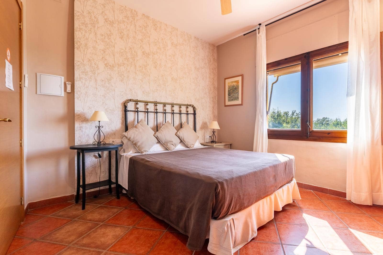 6 soveværelse Finca/Landehus til salg i Falset med garage - € 900.000 (Ref: 9680567)