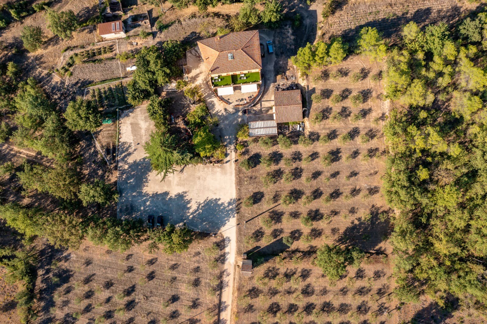 6 soveværelse Finca/Landehus til salg i Falset med garage - € 900.000 (Ref: 9680567)