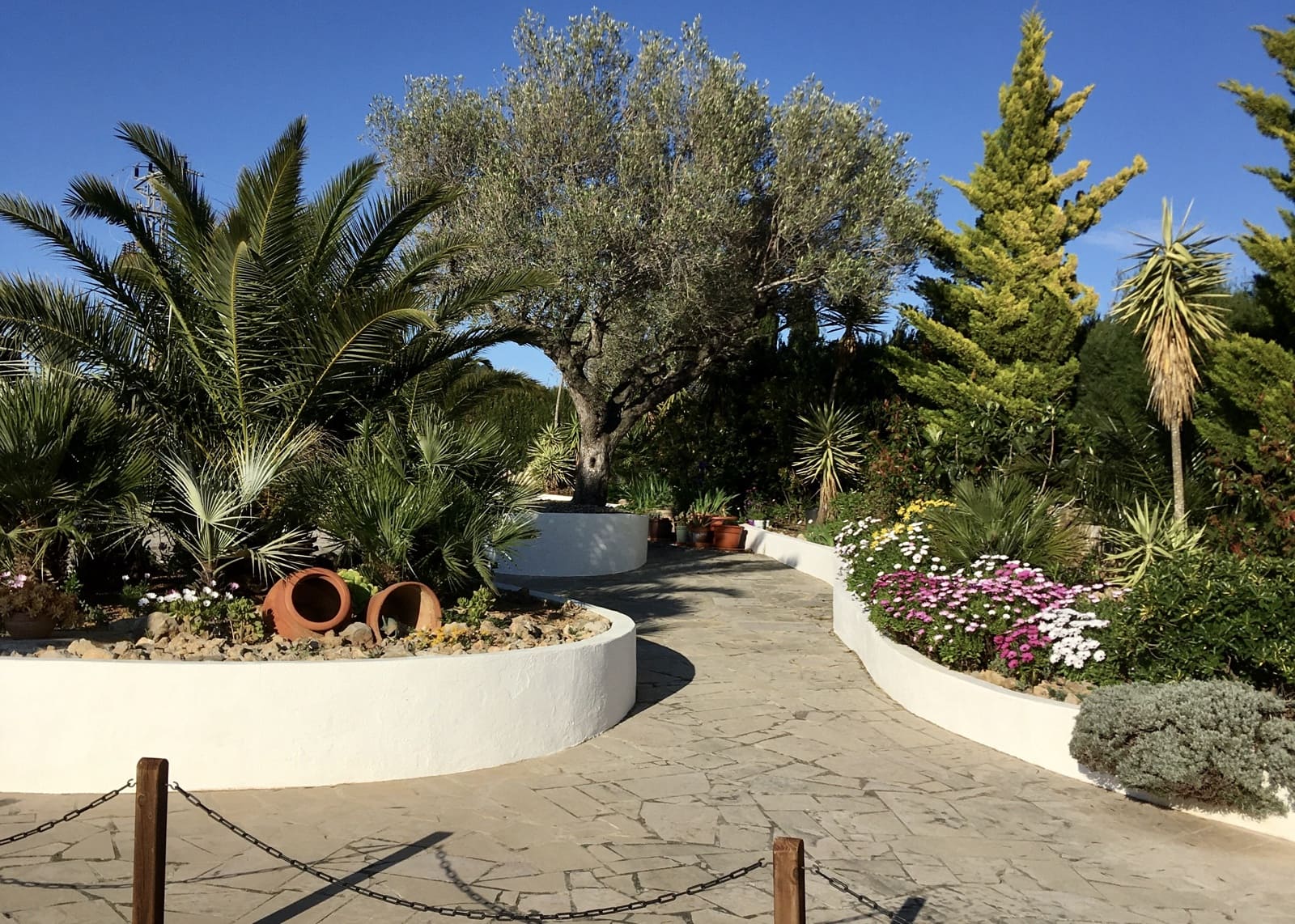 4 bedroom Finca/Country House for sale in El Perello with pool garage - € 515,000 (Ref: 9720568)