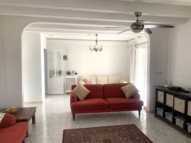 Finca/Casa Rural de 4 habitaciones en El Perelló en venta con piscina garaje - 497.000 € (Ref: 9720568)