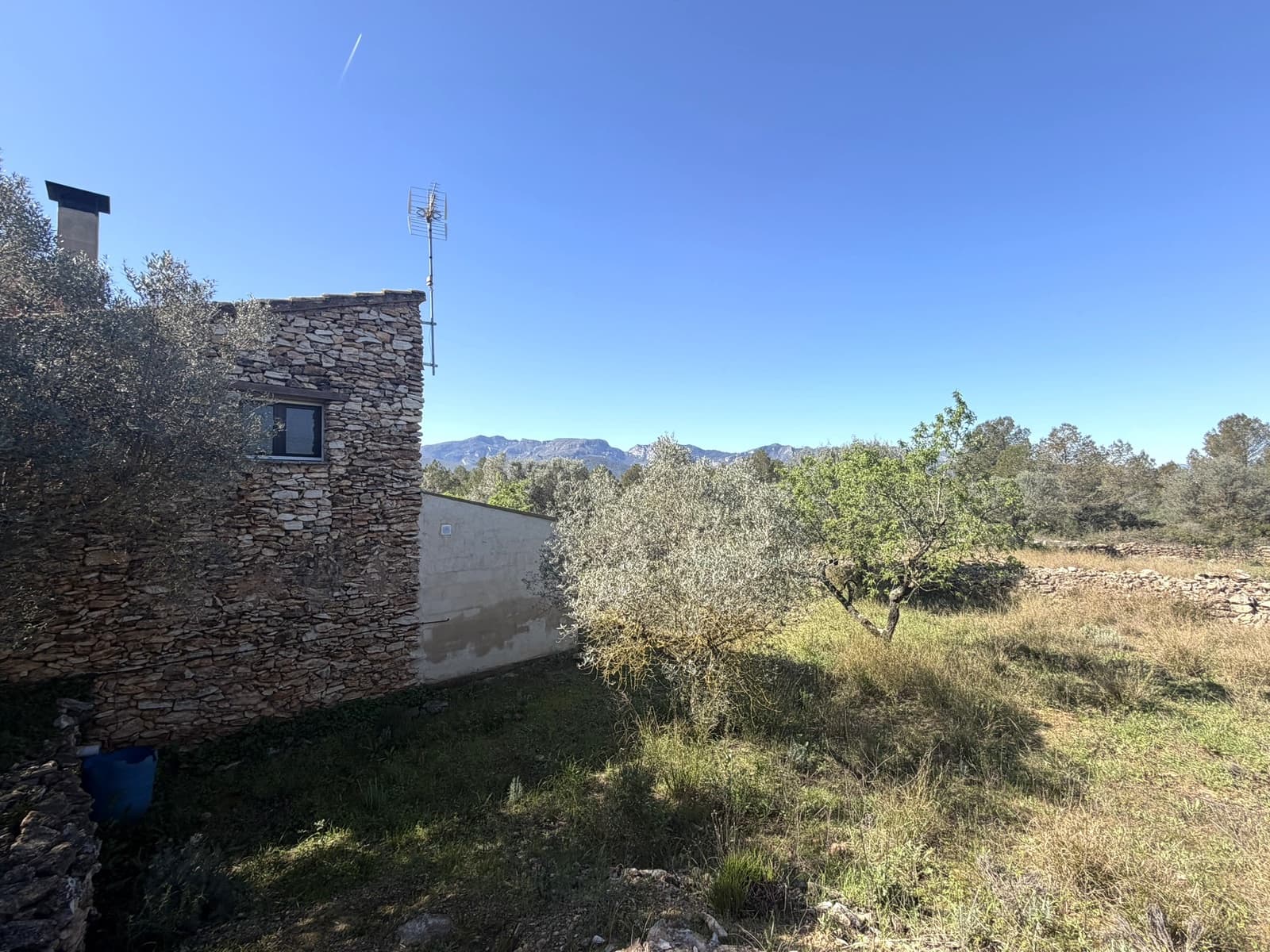 2 bedroom Finca/Country House for sale in Tivissa with garage - € 169,000 (Ref: 9736135)