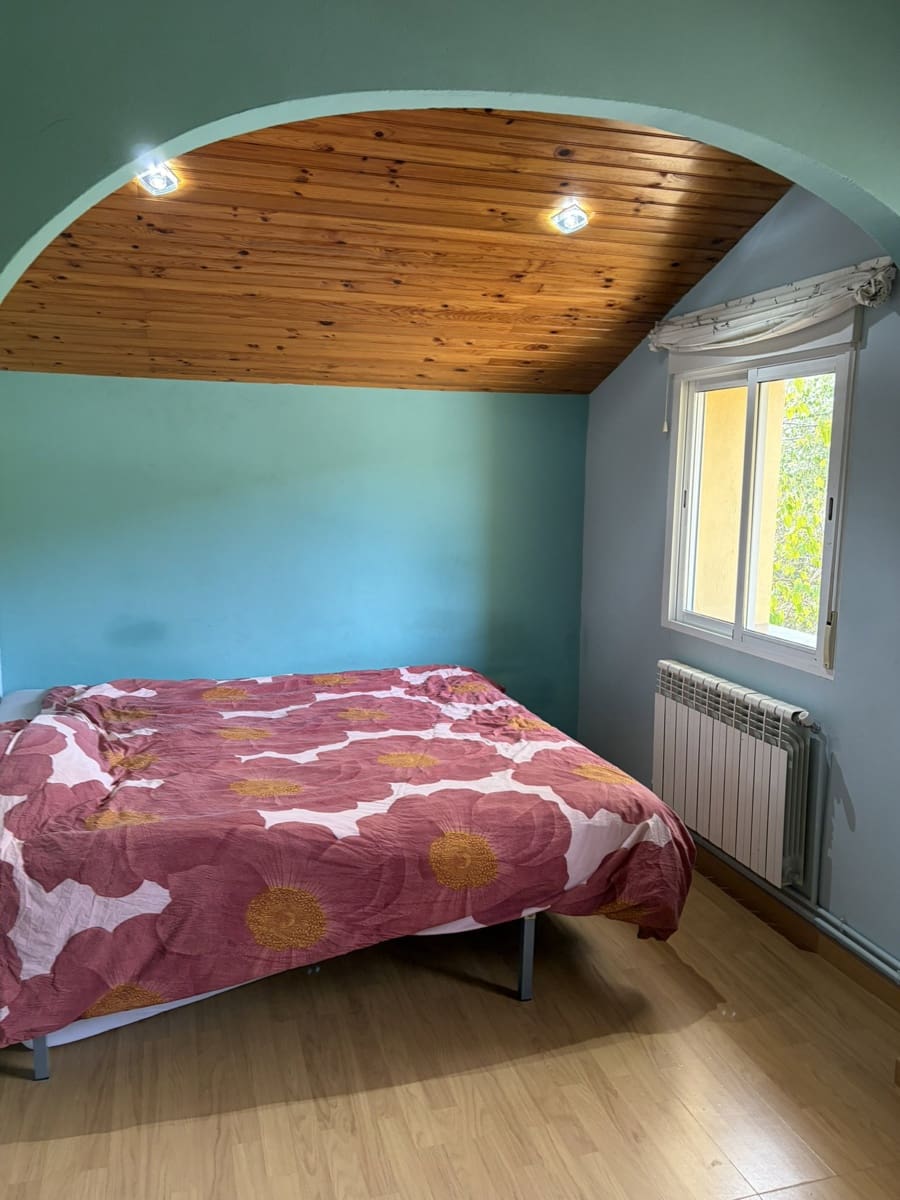 5 soveværelse Finca/Landehus til salg i Flix med swimmingpool garage - € 345.000 (Ref: 9793612)