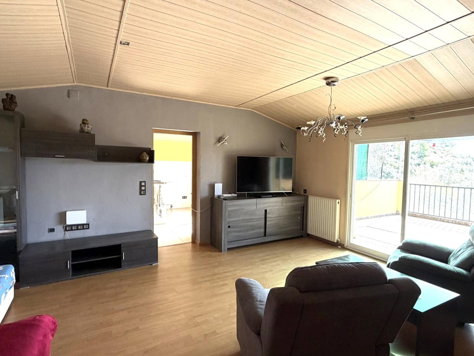 5 soveværelse Finca/Landehus til salg i Flix med swimmingpool garage - € 345.000 (Ref: 9793612)