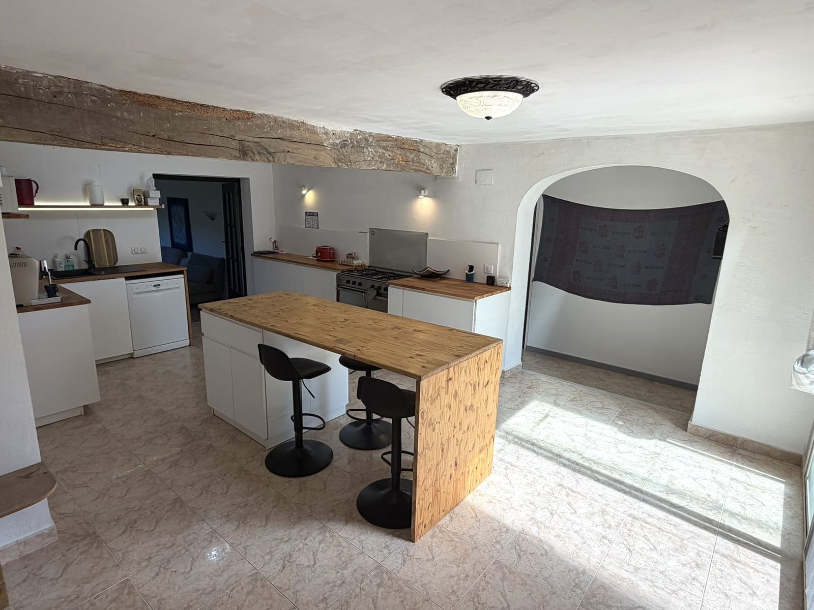 4 soverom Finca/Herregård til salgs i Asco med svømmebasseng - € 369 000 (Ref: 9834657)