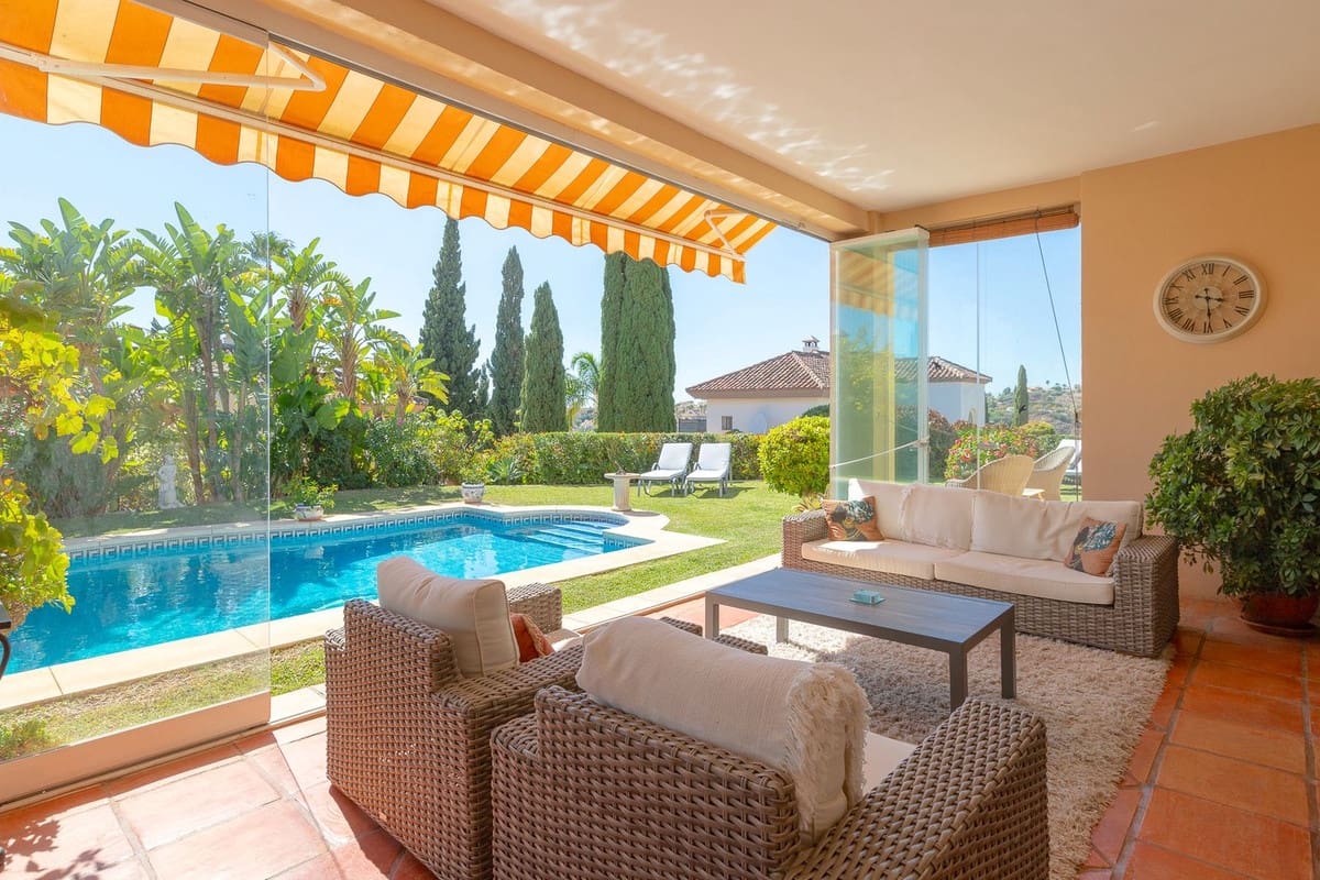 5 sypialnia Willa na sprzedaż w Elviria z basenem - 2 068 000 € (Ref: 10000583)