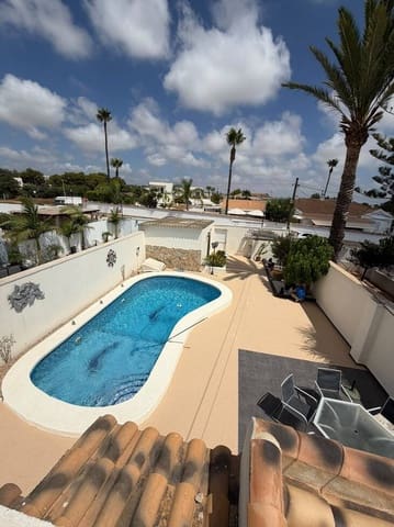 2 slaapkamer Villa te koop in Cabo Roig, Orihuela met zwembad garage - € 315.000 (Ref: 10000592)