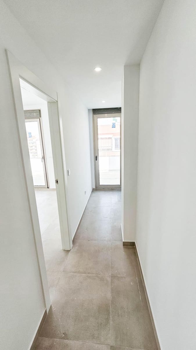 Ático de 3 habitaciones en Torrevieja en venta con garaje - 548.000 € (Ref: 10000594)