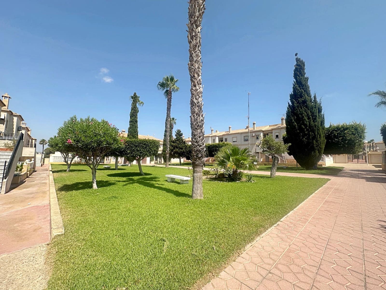 2 soverom Bungalow til salgs i Torrevieja - € 169 900 (Ref: 10000597)