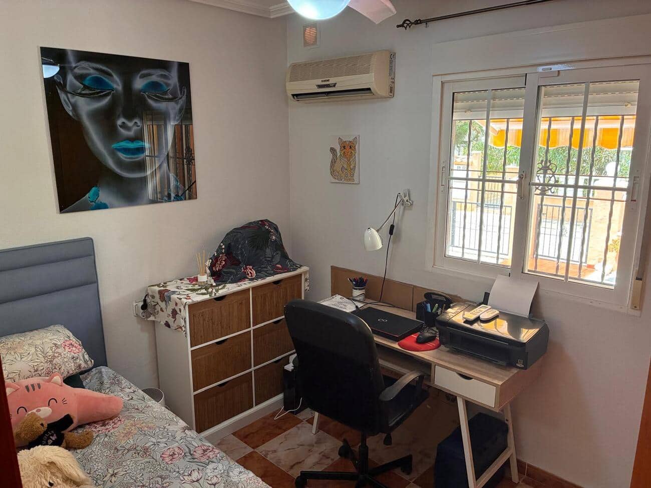2 bedroom Semi-detached Villa for sale in Cabo Roig with pool - € 249,995 (Ref: 10003646)