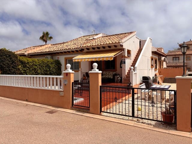 2 bedroom Semi-detached Villa for sale in Cabo Roig, Orihuela with pool - € 249,995 (Ref: 10003646)