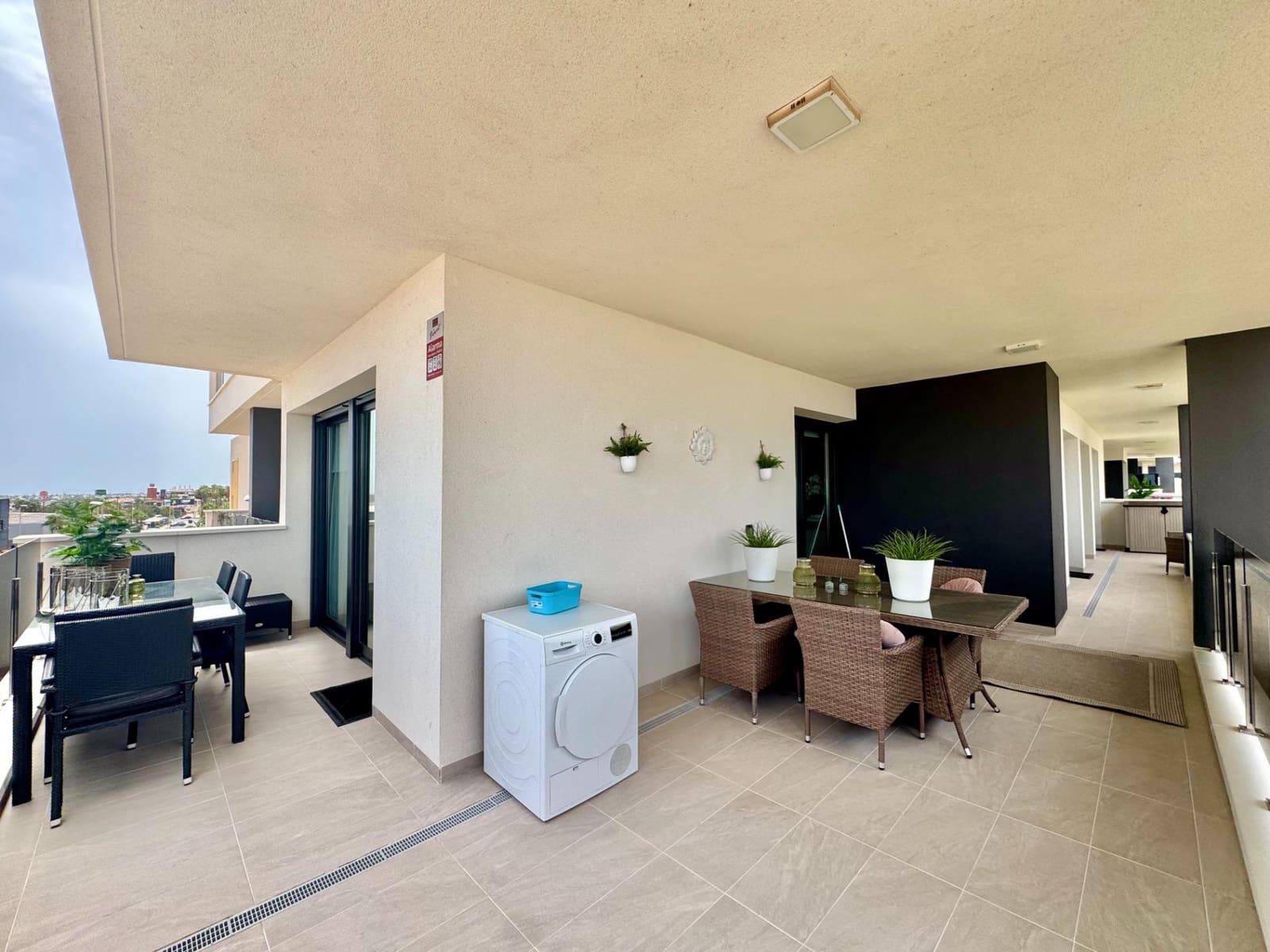 3 soveværelse Lejlighed til salg i Orihuela Costa med swimmingpool - € 485.000 (Ref: 10003648)