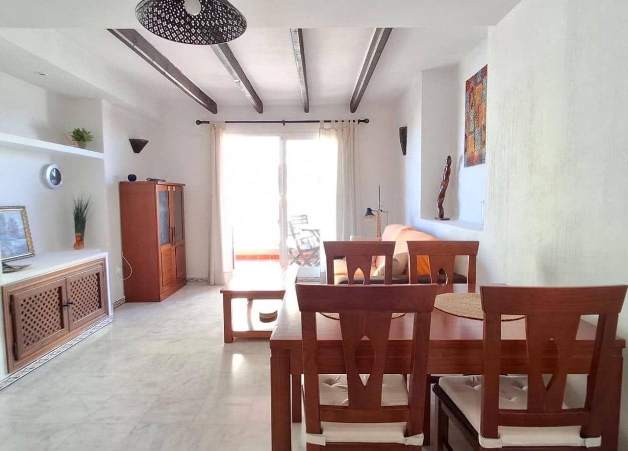 2 soveværelse Lejlighed til salg i Torrevieja med swimmingpool - € 254.000 (Ref: 10003649)