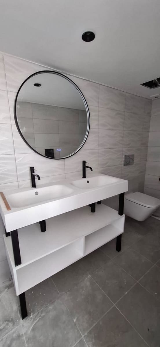 4 sypialnia Willa na sprzedaż w Corralejo z basenem garażem - 570 000 € (Ref: 10003652)