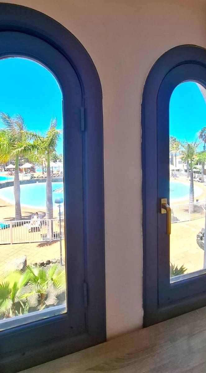 1 slaapkamer Appartement te koop in Corralejo met zwembad - € 209.000 (Ref: 10005287)