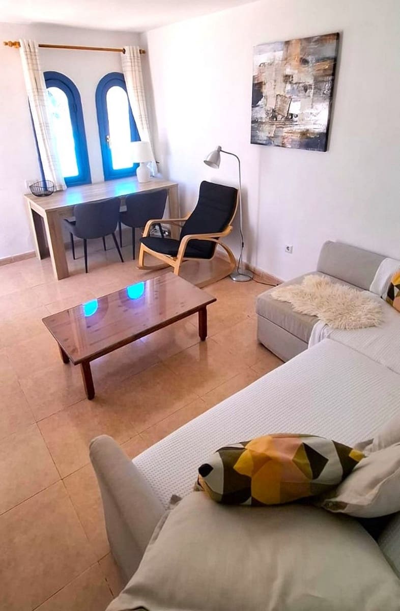 1 slaapkamer Appartement te koop in Corralejo met zwembad - € 209.000 (Ref: 10005287)