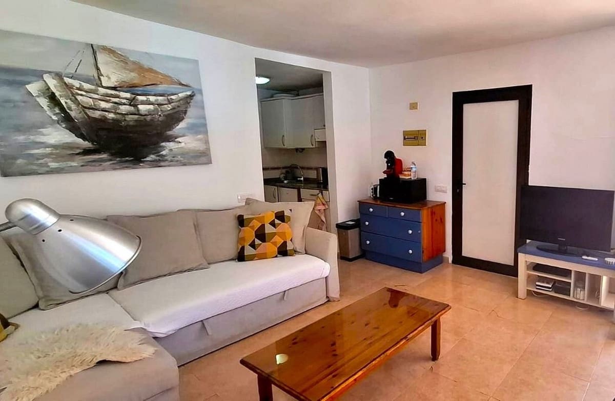 1 slaapkamer Appartement te koop in Corralejo met zwembad - € 209.000 (Ref: 10005287)