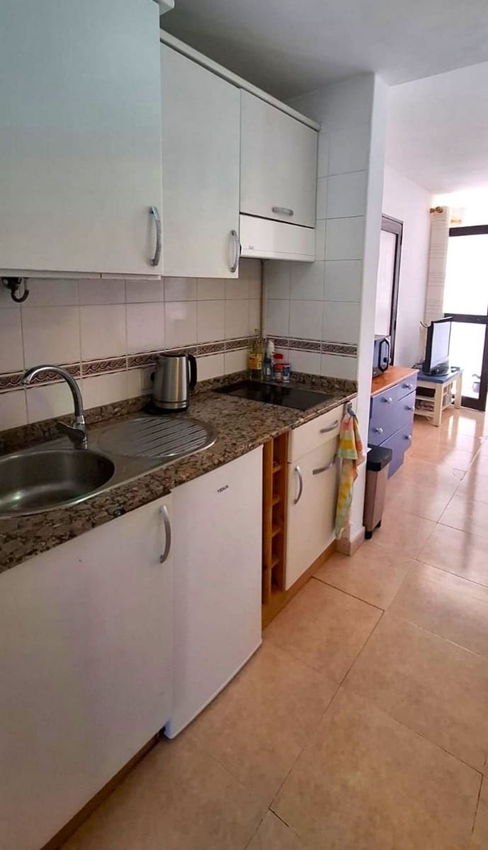 1 slaapkamer Appartement te koop in Corralejo met zwembad - € 209.000 (Ref: 10005287)