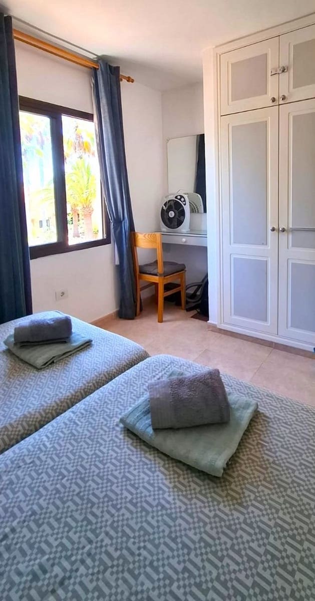 1 slaapkamer Appartement te koop in Corralejo met zwembad - € 209.000 (Ref: 10005287)
