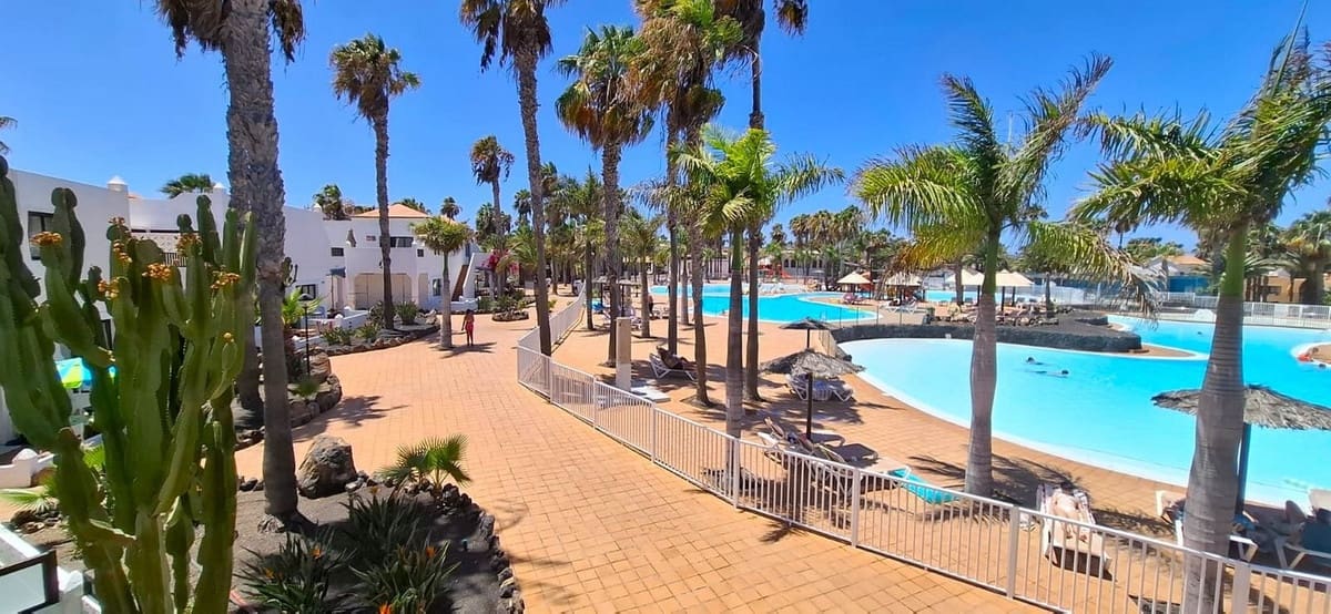 1 slaapkamer Appartement te koop in Corralejo met zwembad - € 209.000 (Ref: 10005287)