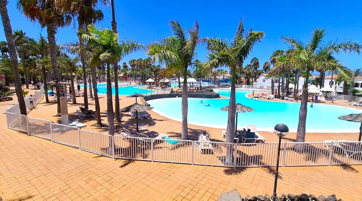 1 slaapkamer Appartement te koop in Corralejo met zwembad - € 209.000 (Ref: 10005287)