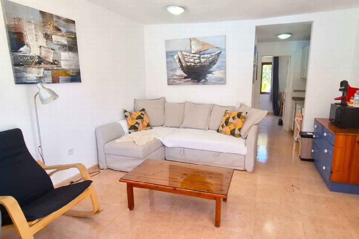 1 bedroom Apartment for sale in La Oliva with pool - € 199,995 (Ref: 10005287)