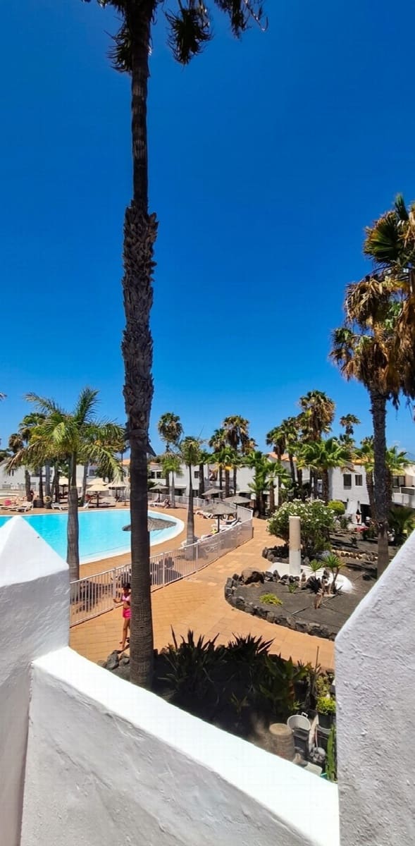 1 bedroom Apartment for sale in La Oliva with pool - € 199,995 (Ref: 10005287)
