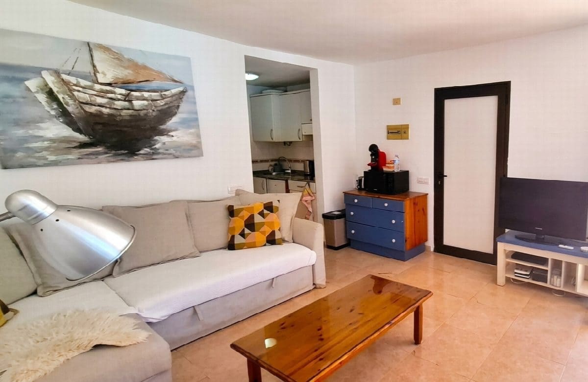 1 bedroom Apartment for sale in La Oliva with pool - € 199,995 (Ref: 10005287)