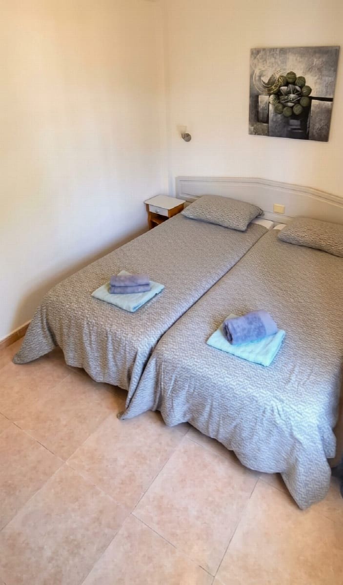 1 bedroom Apartment for sale in La Oliva with pool - € 199,995 (Ref: 10005287)