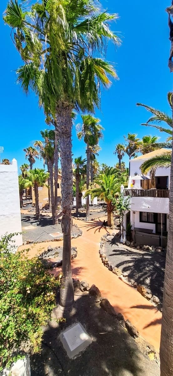 1 bedroom Apartment for sale in La Oliva with pool - € 199,995 (Ref: 10005287)