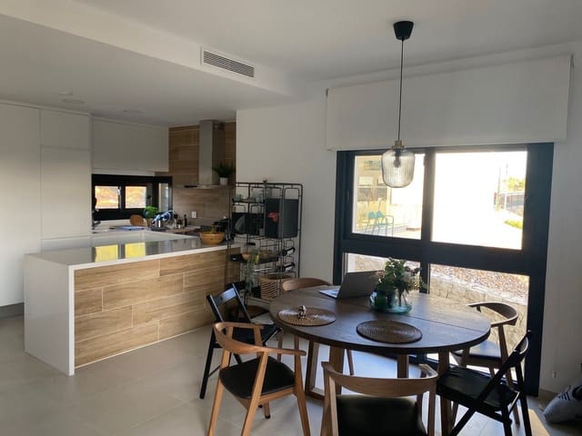 3 soverom Leilighet til salgs i Pilar de la Horadada ciudad, Pilar de la Horadada med svømmebasseng garasje - € 335 000 (Ref: 10005293)