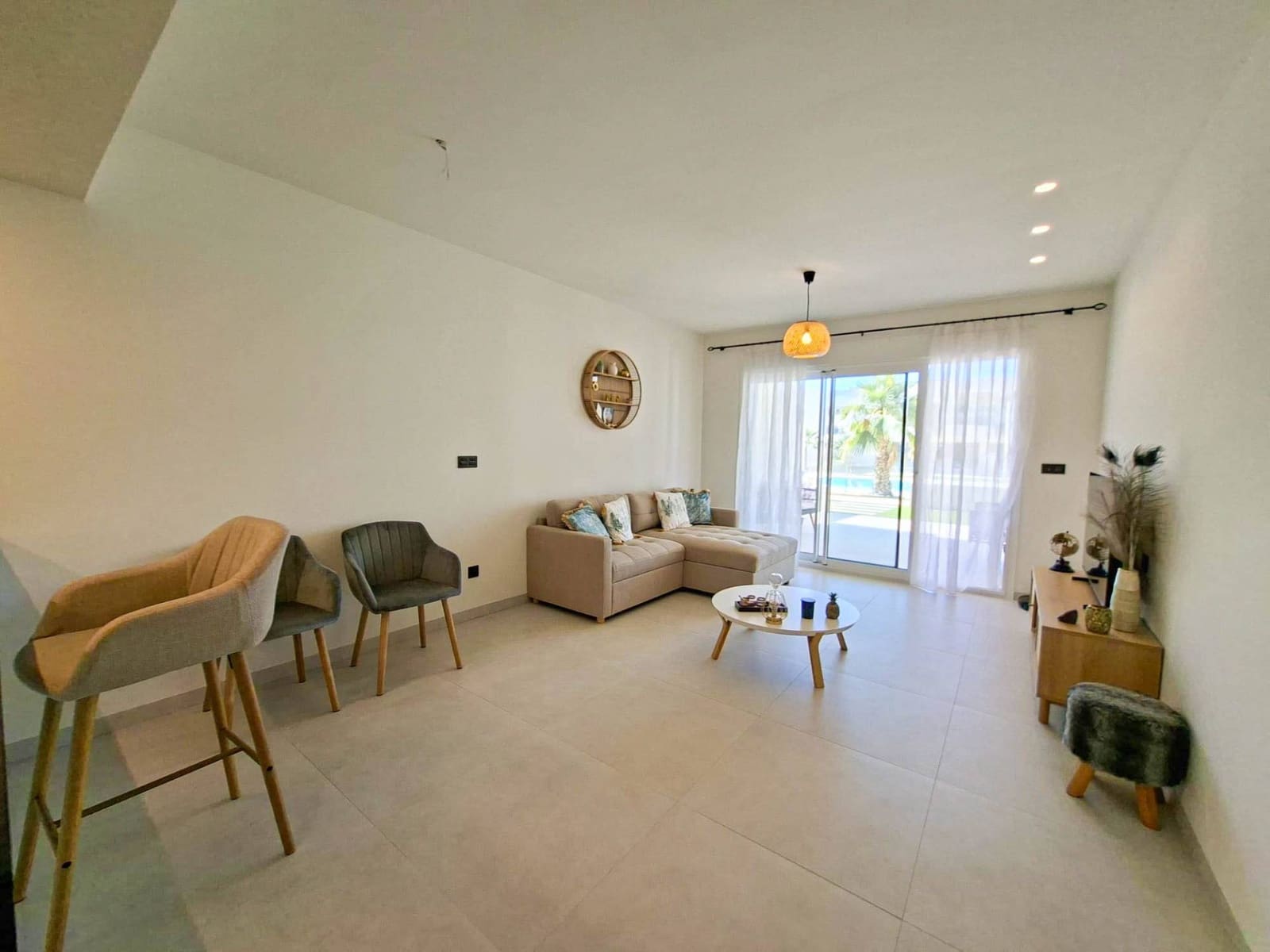 2 soverom Leilighet til salgs i Guardamar del Segura med svømmebasseng garasje - € 295 000 (Ref: 10005304)