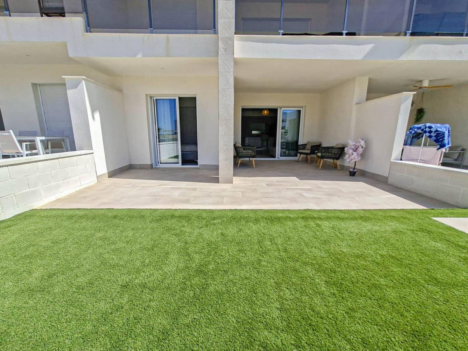 2 soverom Leilighet til salgs i Guardamar del Segura med svømmebasseng garasje - € 295 000 (Ref: 10005304)