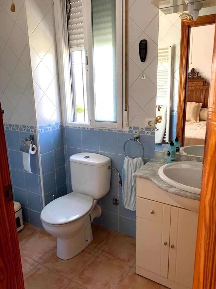 5 camera da letto Villetta Bifamiliare in vendita in Torrevieja con piscina - 345.000 € (Rif: 10006354)