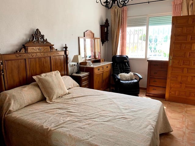 5 bedroom Semi-detached Villa for sale in El Chaparral, Torrevieja with pool - € 345,000 (Ref: 10006354)