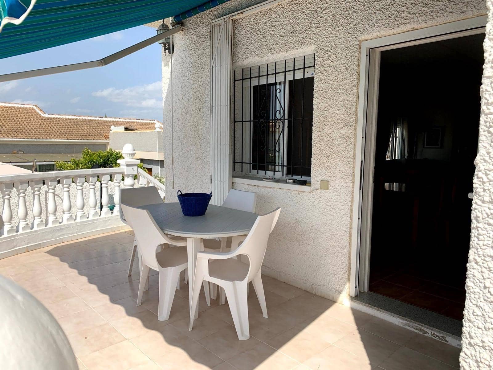 5 camera da letto Villetta Bifamiliare in vendita in Torrevieja con piscina - 345.000 € (Rif: 10006354)