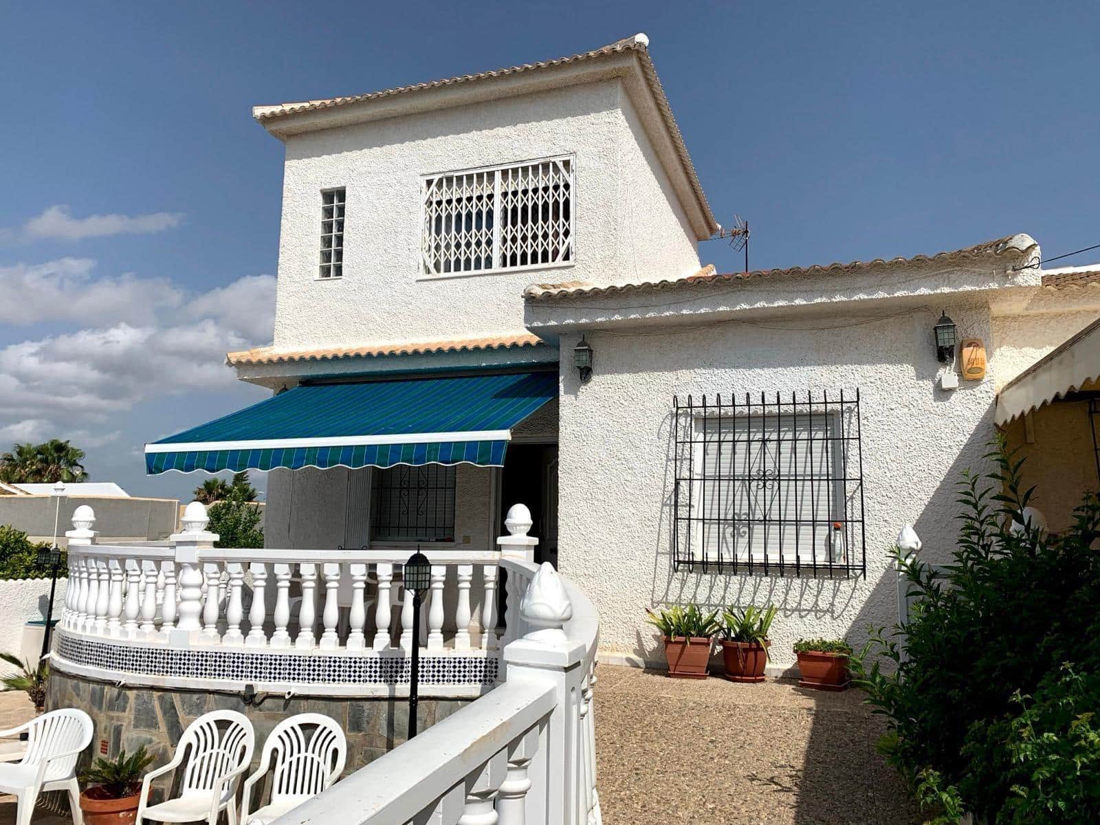 5 bedroom Semi-detached Villa for sale in Torrevieja with pool - € 345,000 (Ref: 10006354)